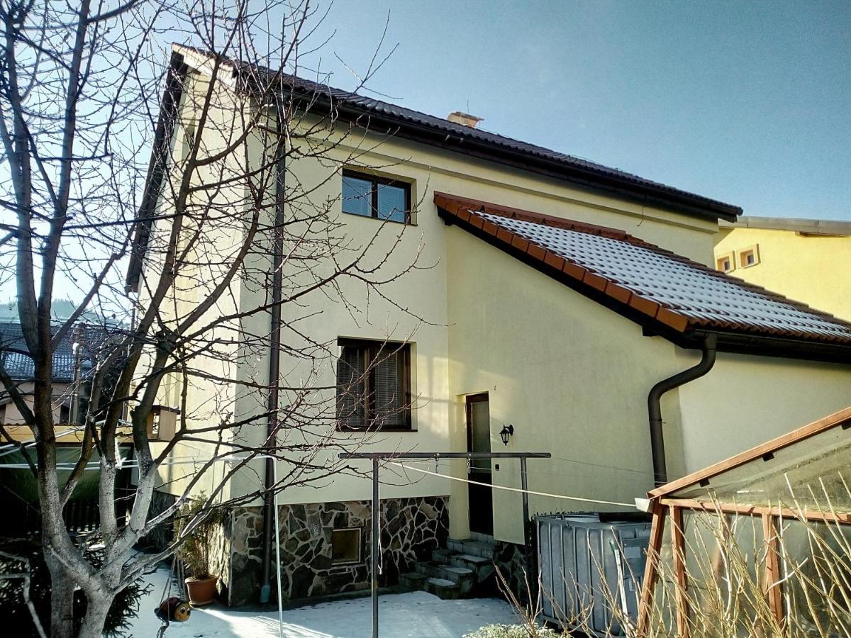 Apartment Beatris Svit Exterior photo